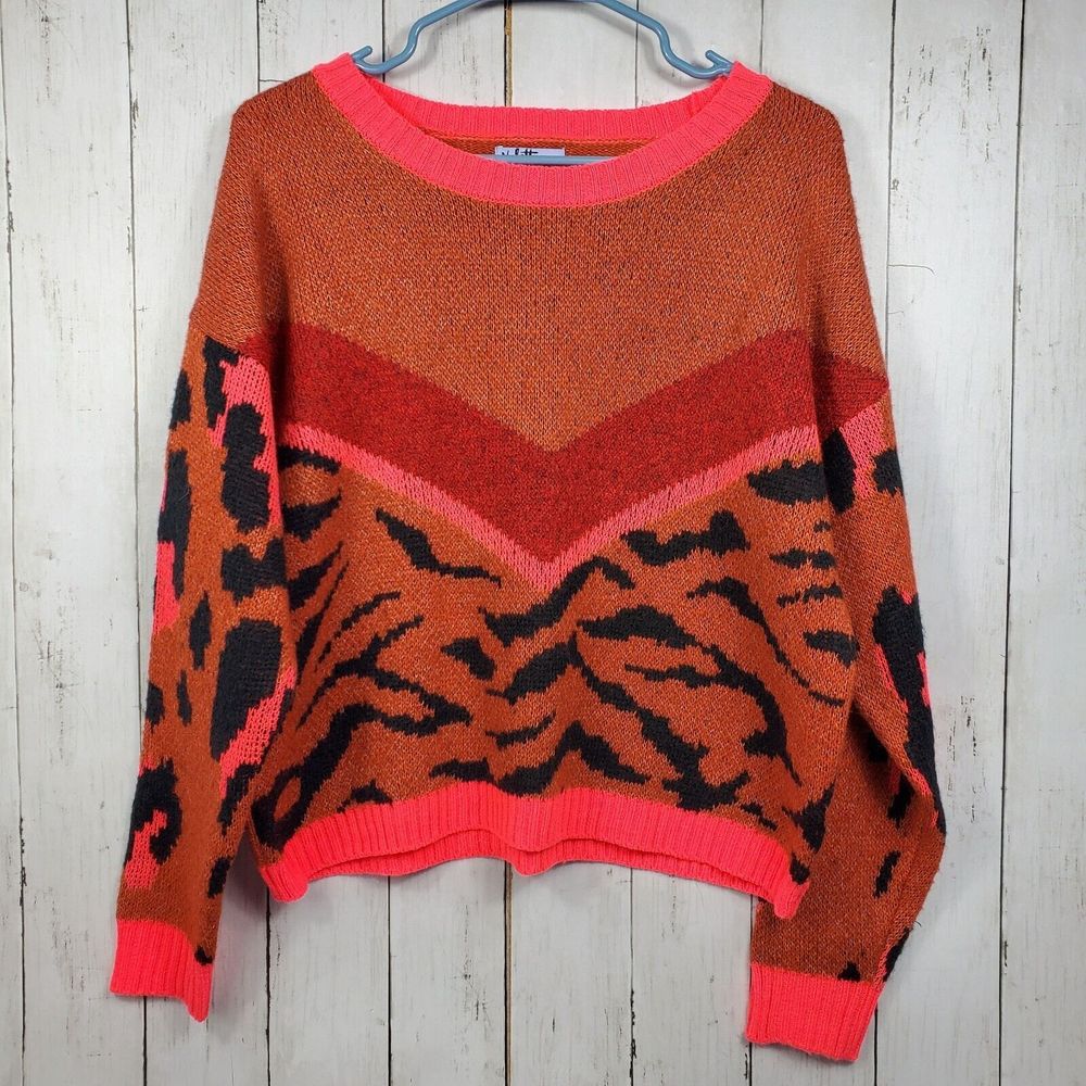 Vylette Knit Pullover Sweater Juniors Size Medium Multicolor Animal Print